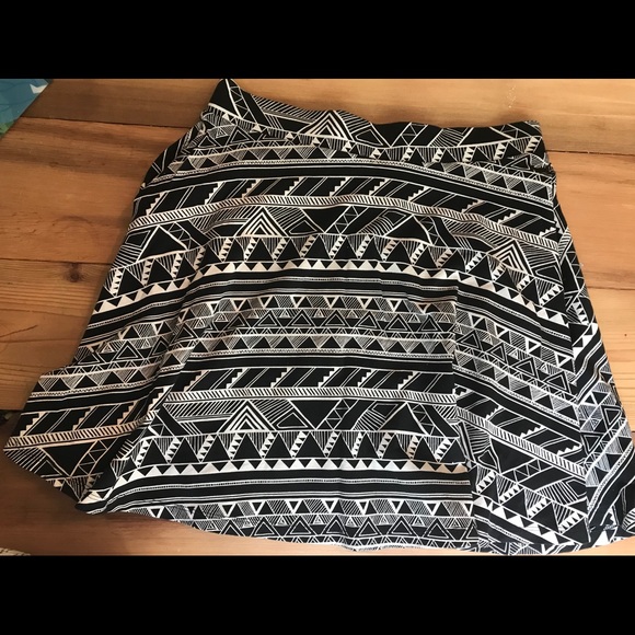 PINK Victoria's Secret Dresses & Skirts - PINK patterned skirt